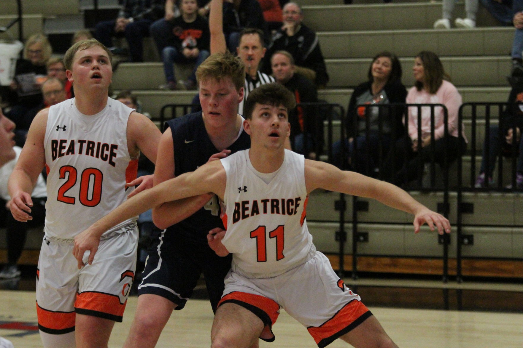 York boys basketball at Beatrice 7.jpeg